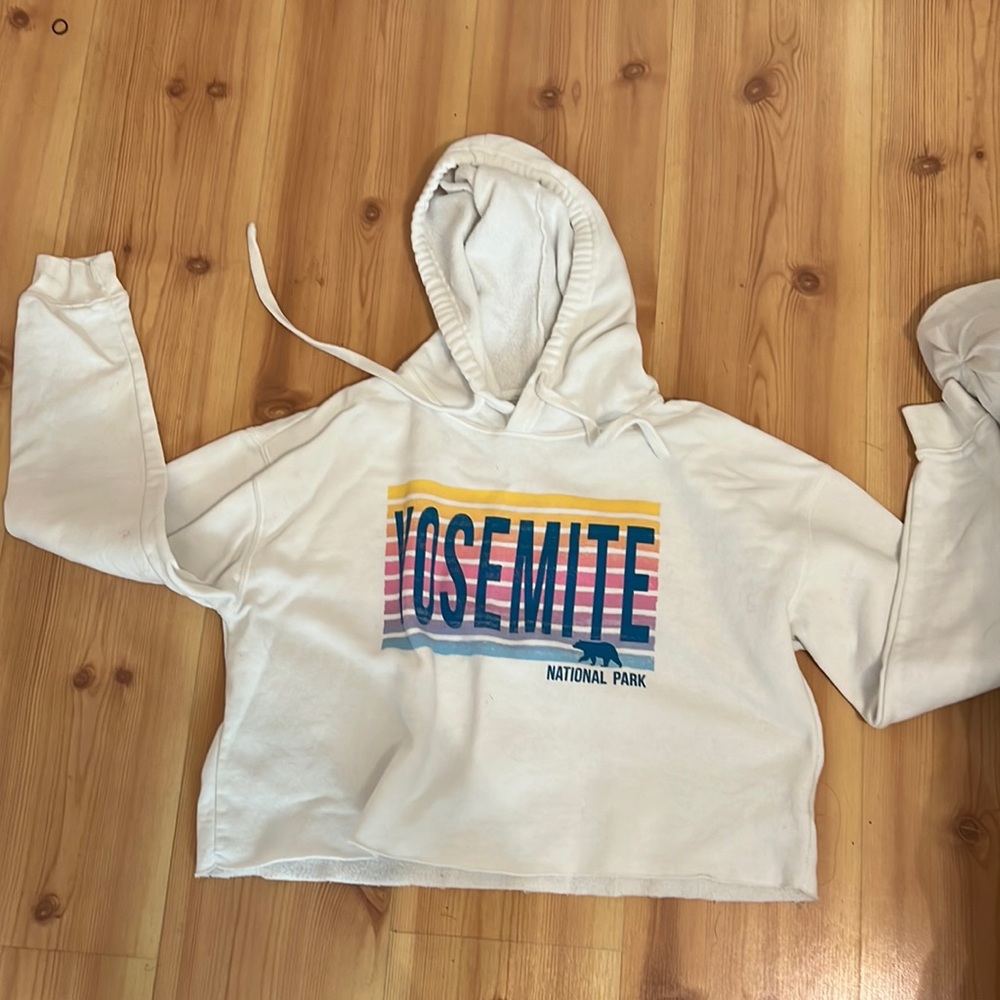 Yosemite Crop top